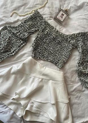 Блуза з довгим рукавом