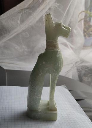 Коллекционная скульптура из натурального камня кошка богиня бастет.