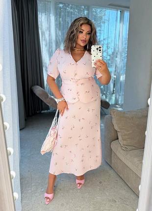 Костюм жіночий