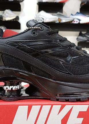 Кросівки чоловічі