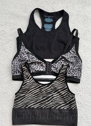 3 топи ціна 300 грн