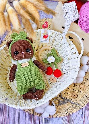 Набор котик и погремушка вязки ручной работы в наличии