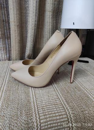 Кожаные туфли лодочки