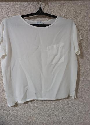 Белая футболка vovk