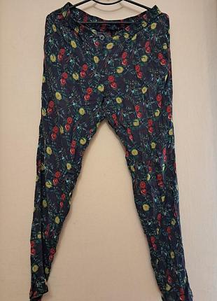 Продам брюки"armani acqua jeans"