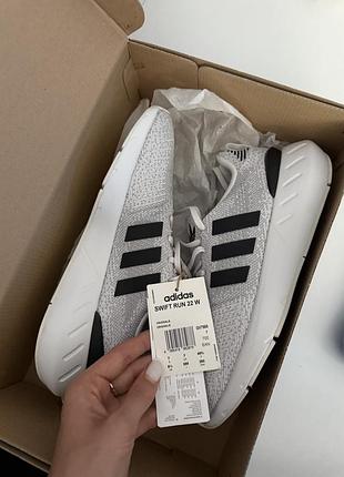 Кросівки adidas оригінал