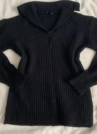 Чорний базовий светрик з коміром в рубчик boohoo розмір s