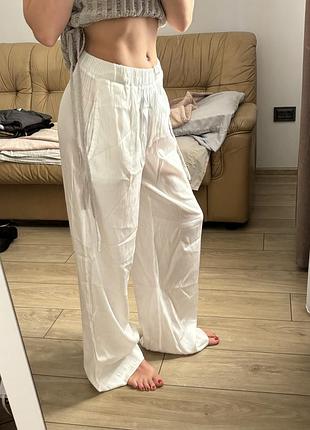 Білі жіночі штани з віскози розмір xs/s stimma