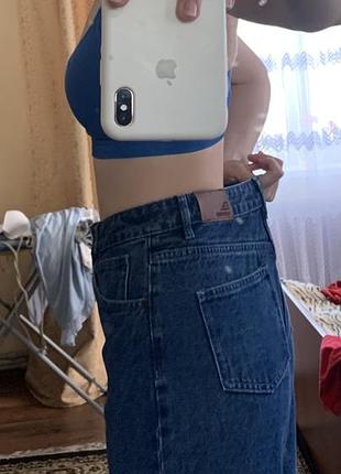 Нові джинси прямого крою