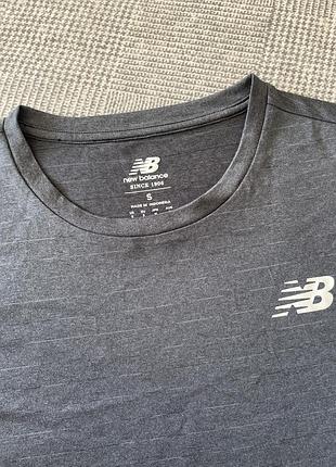 Темно сіра футболка р.s new balance
