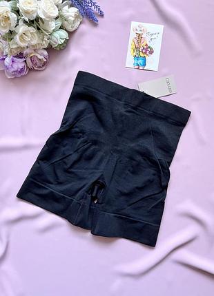 Утягуючі шортики від esmara
