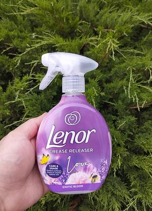 Парфумований спрей для розгладження складок на одязі lenor crease releaser exotic bloom 500мл