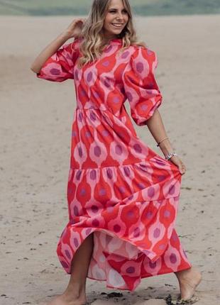 Красива довга сукня