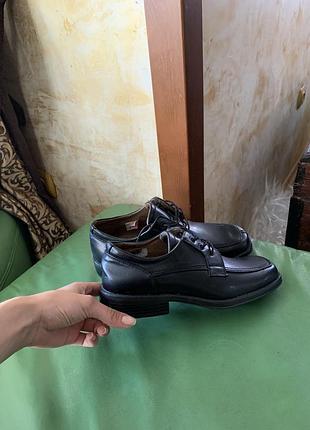 Туфлі на хлопчика класичні шкіряні нові з біркою