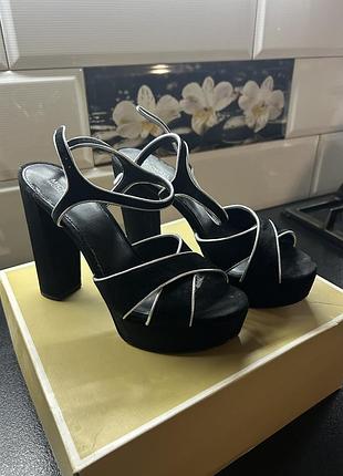 Підбори жіночі michael kors