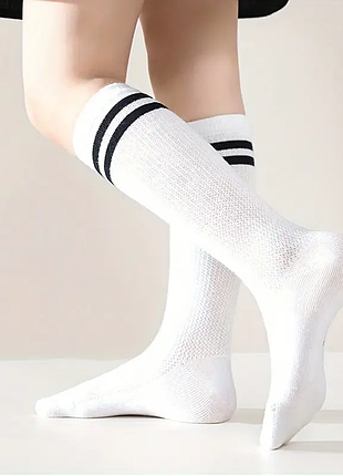 Детские белые трикотажные гольфы для девочки