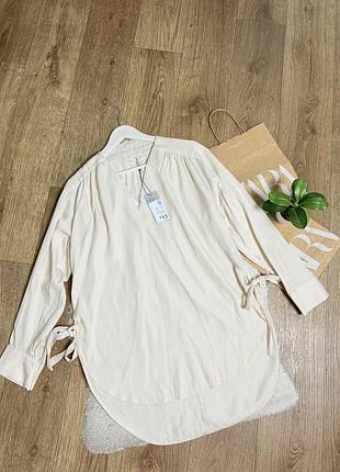 Молочна блуза