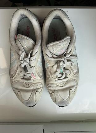 Adidas yung-1