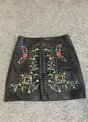 Вишита спідниця від «bershka»