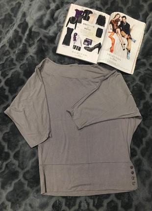 Сіра блузка літуча миша