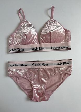 Велюровий комплект білизни calvin klein, жіноча білизна ск, бюстгальтер, труси calvin klein, жіноча нижня білизна calvin klein, брендова білизна кк