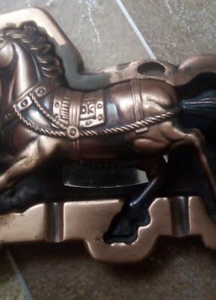 Запальничка кінь + попільничка