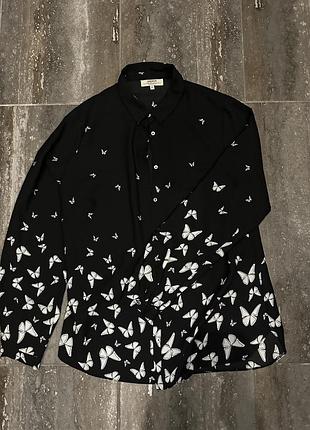 Сорочка з метеликами