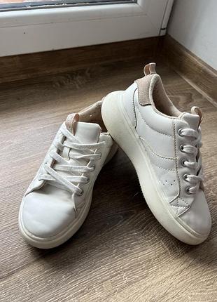 Кросівки zara 32 розмір