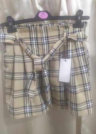 Шорти ,s,m, stradivarius