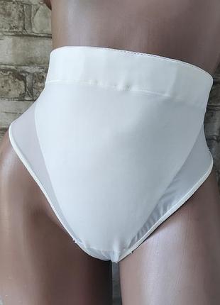Стрінги, трусики