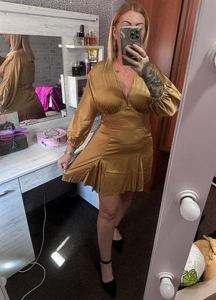 Плаття вечірнє в кольорах атлас шикарне на дівчинку s 44