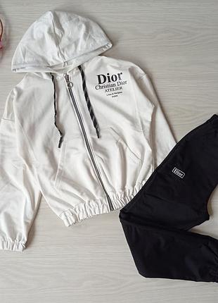 Спортивний костюм на 8-9 років