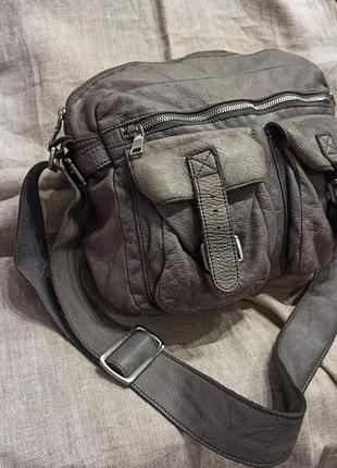 Сумка кожаная liebeskind berlin