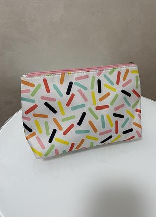 Косметичка clinique