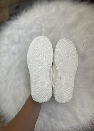 Кроссовки унисекс 7