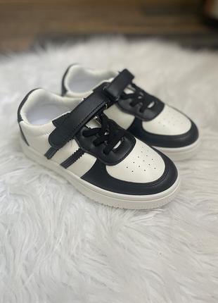 Кроссовки унисекс 3