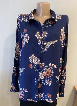 Брендовая качественная блузка, яркий принт аистики, цветы. батал