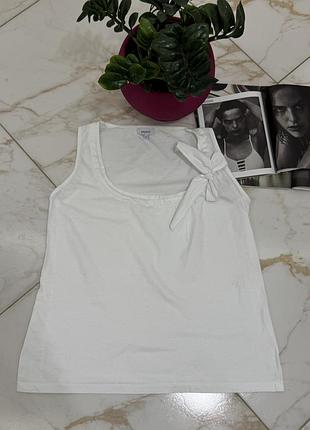 Жіноча стильна біла базова майка з бантом