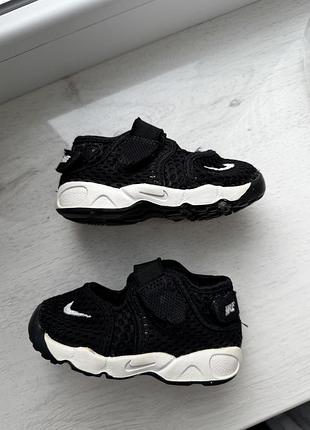 Босоніжки nike 3