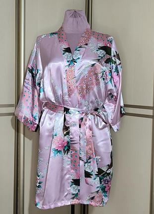 Лаконичный домашний халат