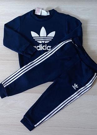 Спортивный костюм  adidas  на мальчика
