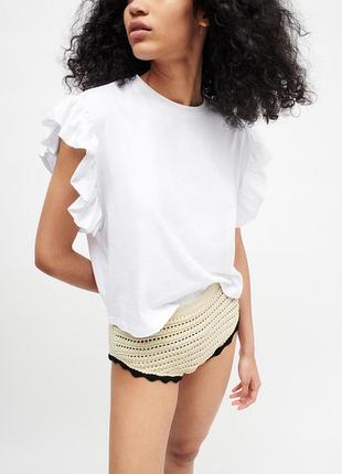 Футболка белая с рюшами майка с воланами