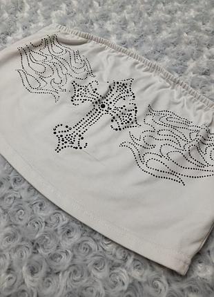 Топ в у2к стилі