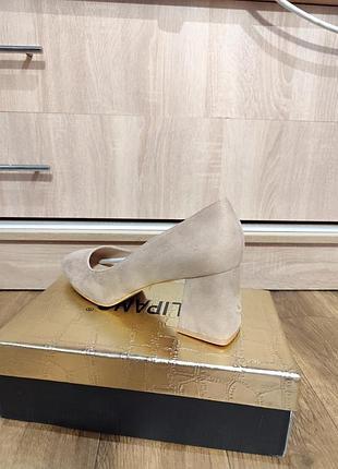 Бежевые туфли 40 размер