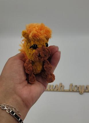 Мяка в'язана іграшка лошадка 2