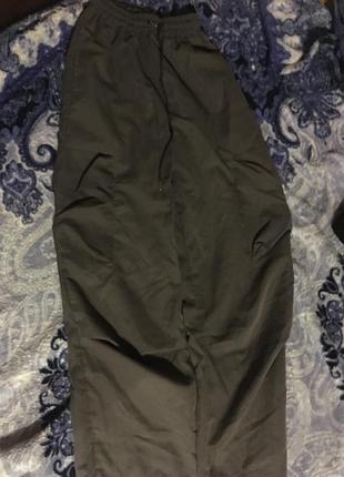 Сучасні штани карго із кишенями