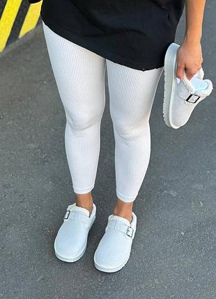 Женские тапочки