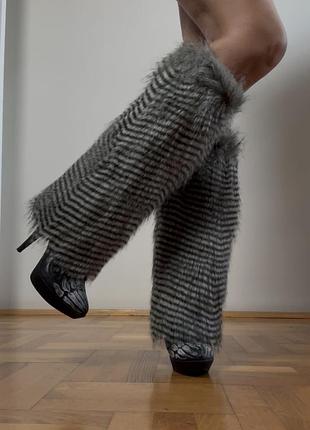 Меховые высокие гетры серые совиный принт длинный ворс