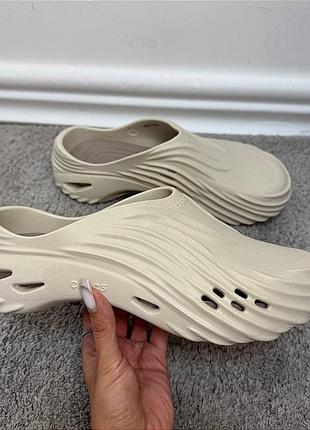 Крокси сабо новинка crocs Adidas slide тапки beige,green crocs crocs 
Adidas slide тапки beige,green