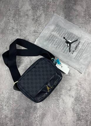 Чорна сумка jordan 23 3